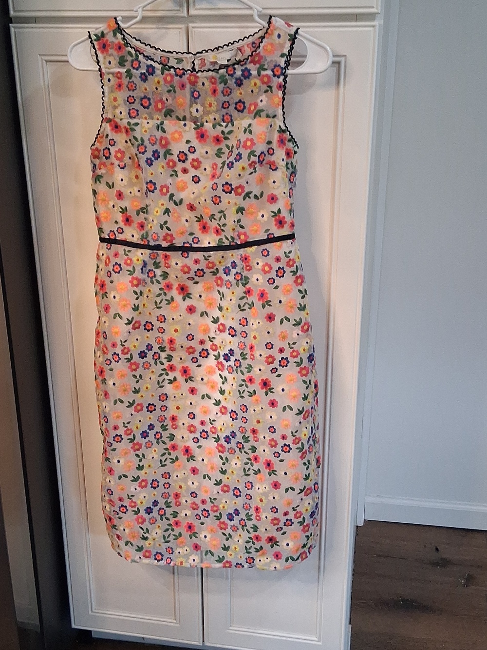 Boden Marjorie Organza White Sleeveless Midi Dress with Multicolor Floral Print - Picture 5 of 10